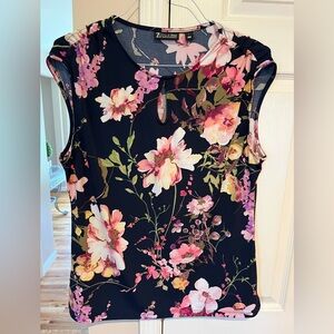 NY& Co Women's Floral Black Top